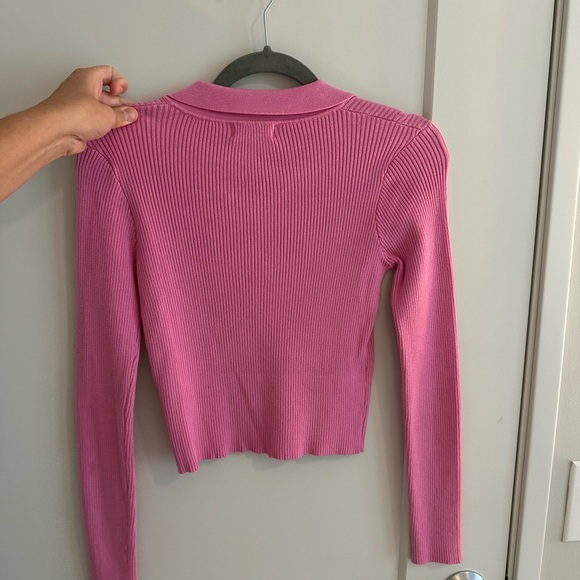Lover’s and Friends womens cropped collared pink sweater women’s Medium - Picture 5 of 6